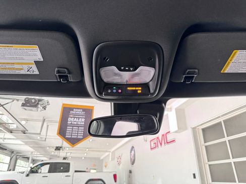 Certified 2025 Chevrolet TrailBlazer ACTIV w/ Convenience Package AWD/4WD image 26