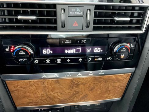 Used 2023 Nissan Armada SL w/ Cargo Package AWD/4WD image 37