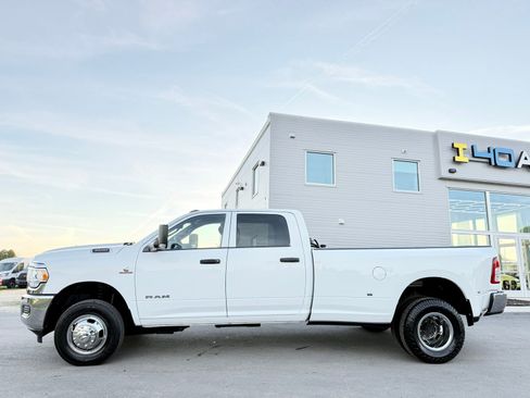 Used 2022 RAM 3500 Tradesman AWD/4WD image 12