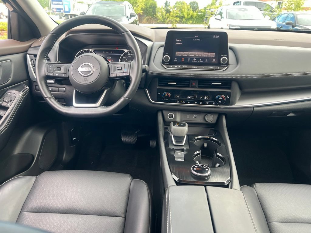 Certified 2023 Nissan Rogue SV w/ SV Premium B Package AWD/4WD image 18