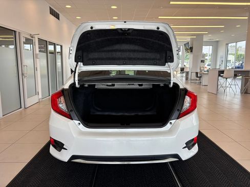 Used 2020 Honda Civic EX image 9
