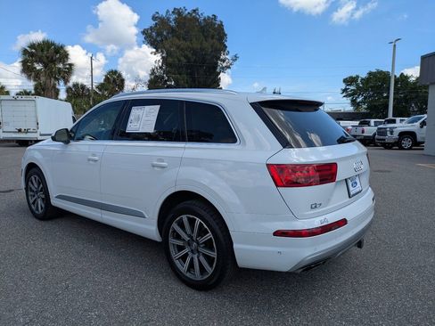 Used 2019 Audi Q7 3.0T Premium Plus w/ Premium Plus Package AWD/4WD image 8