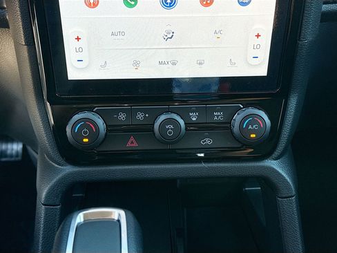 New 2025 Ford Ranger XLT w/ Equipment Group 301A High image 18