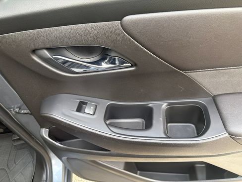 Used 2021 Chevrolet Traverse High Country w/ LPO, Floor Liner Package AWD/4WD image 19