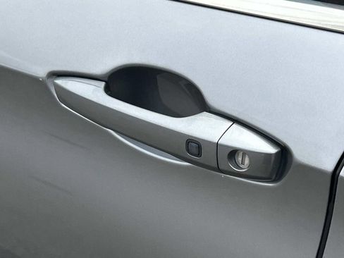 Used 2022 Mitsubishi Outlander SE FWD image 16