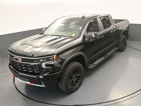 Used 2024 Chevrolet Silverado 1500 ZR2 w/ Technology Package image 55