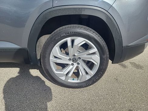 Used 2020 Volkswagen Atlas Cross Sport SEL image 23