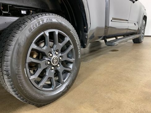 Used 2023 Toyota Tundra Platinum AWD/4WD image 9