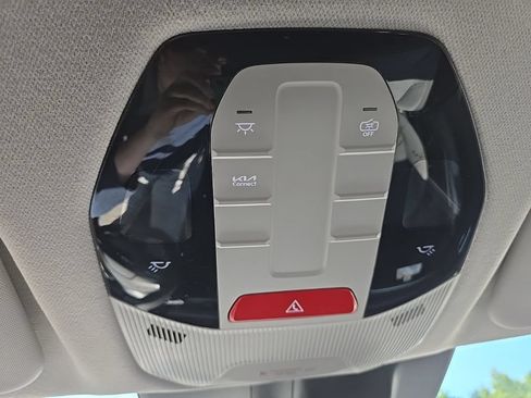 Certified 2025 Kia K4 FWD image 28