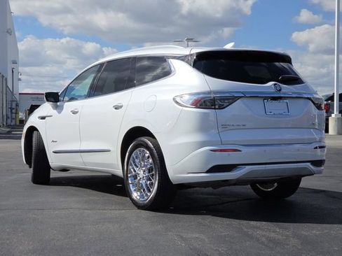 Used 2023 Buick Enclave Avenir w/ Avenir Technology Package image 25