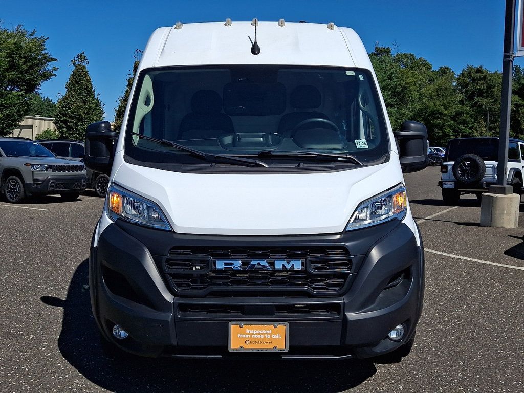 Used 2025 RAM ProMaster 2500 w/ Convenience Group FWD image 8