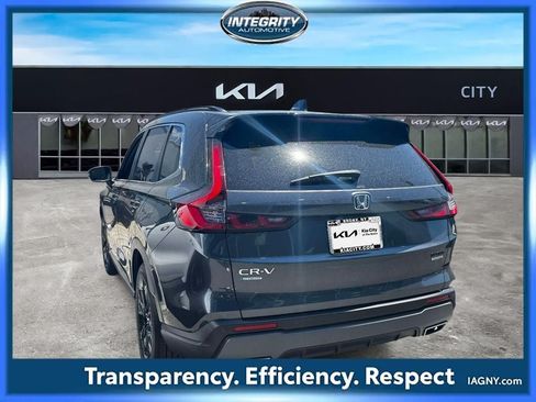 Used 2023 Honda CR-V Sport Touring image 5