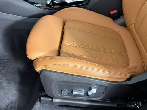 Used 2023 BMW X3 xDrive30i w/ Premium Package image 11