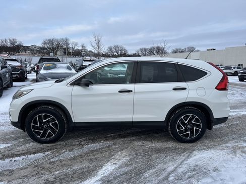 Used 2016 Honda CR-V SE image 8