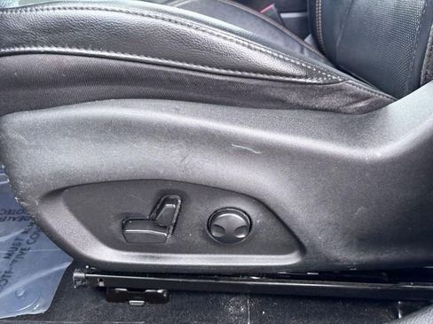 Used 2022 Jeep Compass Latitude image 11