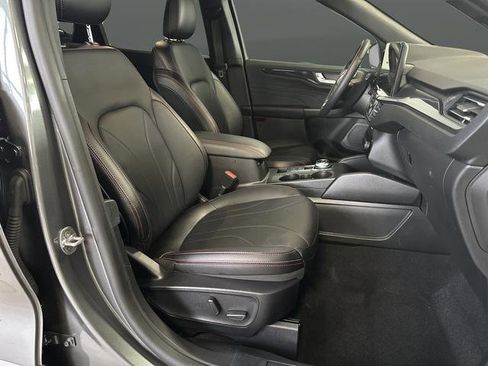 Certified 2025 Ford Escape ST-Line Elite w/ Premium Technology Package image 29