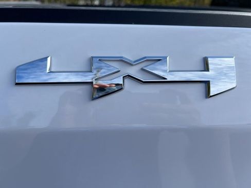 New 2026 GMC Sierra 1500 SLT w/ SLT Premium Plus Package image 4