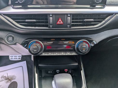 Certified 2023 Kia Forte GT-Line w/ GT-Line Technology Package FWD image 26