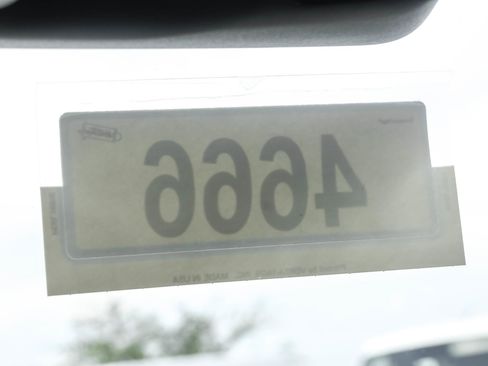 New 2025 Jeep Grand Cherokee Summit w/ Obsidian Package image 29