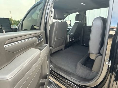 Used 2025 Chevrolet Silverado 2500 LTZ w/ LTZ Plus Package AWD/4WD image 17