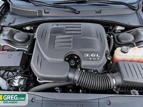 Used 2023 Dodge Charger SXT w/ Blacktop Package RWD image 17