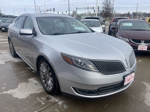 Used 2014 Lincoln MKS AWD w/ Equipment Group 101A image 5