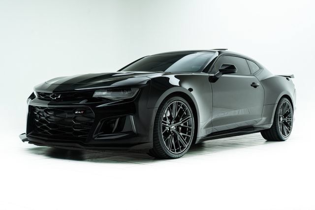 Used 2019 Chevrolet Camaro ZL1 RWD image 8