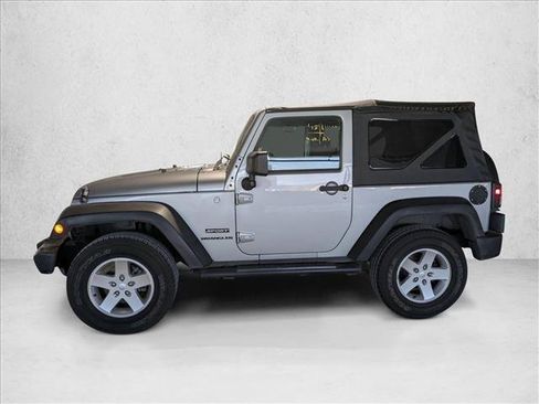 Used 2013 Jeep Wrangler Sport image 8