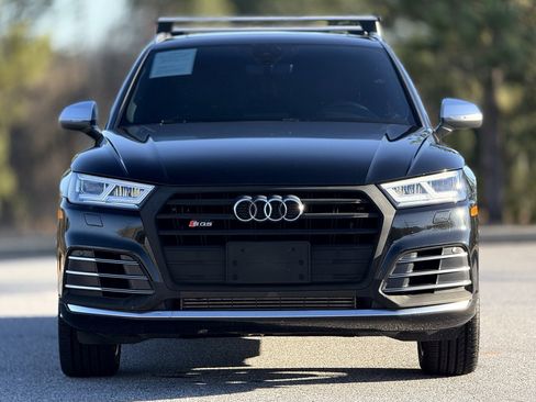 Used 2020 Audi SQ5 Premium Plus w/ Premium Plus Package image 2