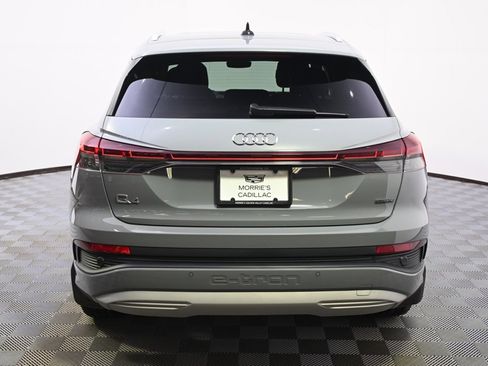 Used 2022 Audi Q4 e-tron Premium w/ Convenience Package image 5