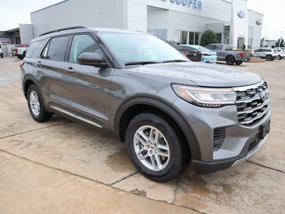 New 2025 Ford Explorer Active