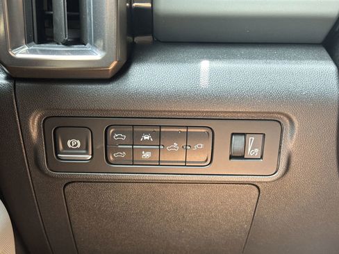 New 2025 GMC Hummer EV 2X image 19