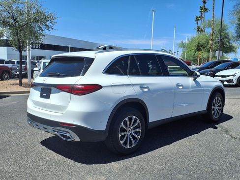 Used 2024 Mercedes-Benz GLC 300 image 5