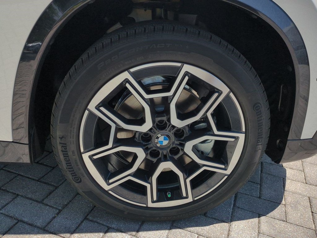 New 2027 BMW X1 xDrive28i AWD/4WD image 11