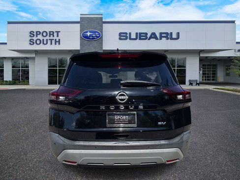 Used 2022 Nissan Rogue SV FWD image 4
