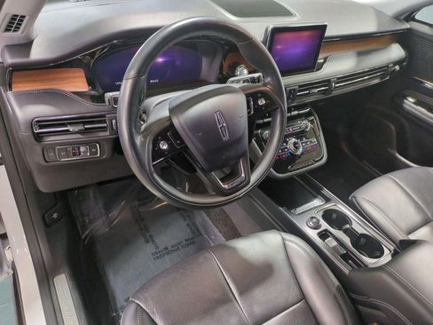 Certified 2022 Lincoln Corsair Reserve w/ Equipment Group 201A image 11