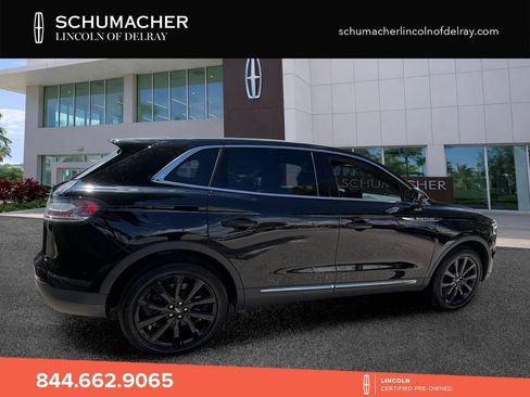 Used 2023 Lincoln Nautilus Reserve w/ Monochromatic Package AWD/4WD image 7