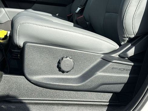 New 2026 Ford F450 XL w/ XL Chrome Package image 15