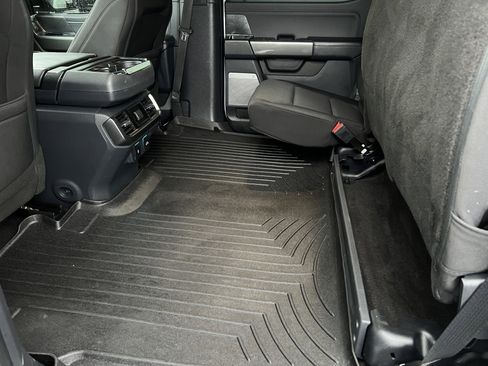 Used 2022 Ford F150 XLT w/ Equipment Group 302A High image 16