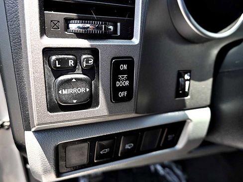 Used 2012 Toyota Sequoia Limited image 17