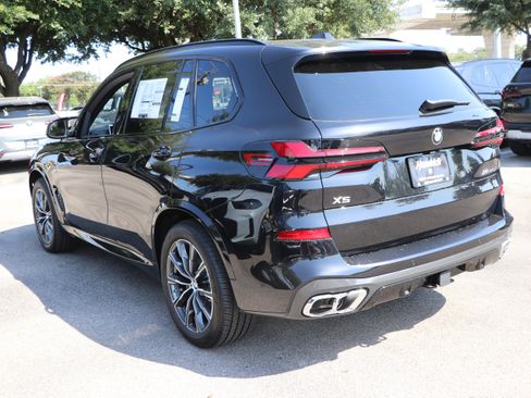 Used 2026 BMW X5 M60i AWD/4WD image 13