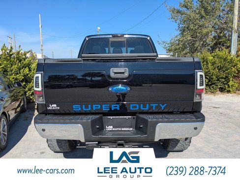 Used 2016 Ford F250 Lariat w/ Lariat Ultimate Package image 4