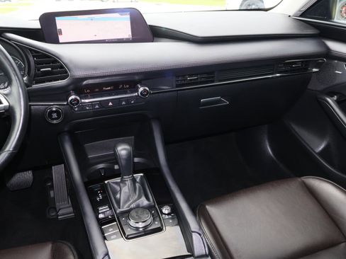 Used 2023 MAZDA MAZDA3 2.5 Turbo Sedan w/Premium Plus image 11