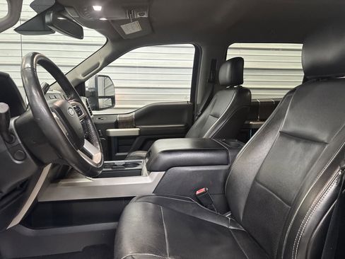 Used 2018 Ford F250 Lariat w/ Lariat Ultimate Package image 12