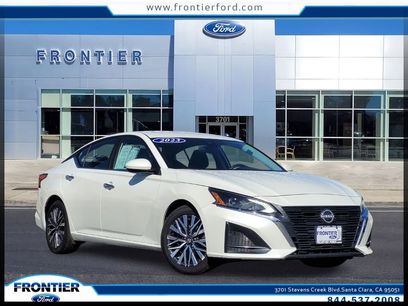 Used 2023 Nissan Altima 2.5 SV