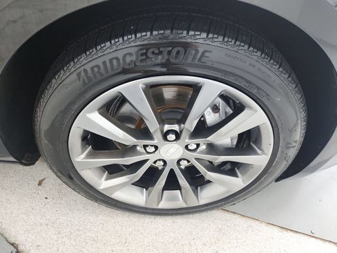 Used 2016 Cadillac XTS Premium w/ Driver Assist Package FWD image 38