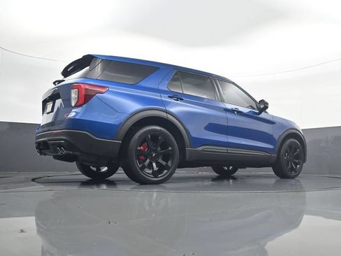 Used 2022 Ford Explorer ST w/ Equipment Group 401A AWD/4WD image 26