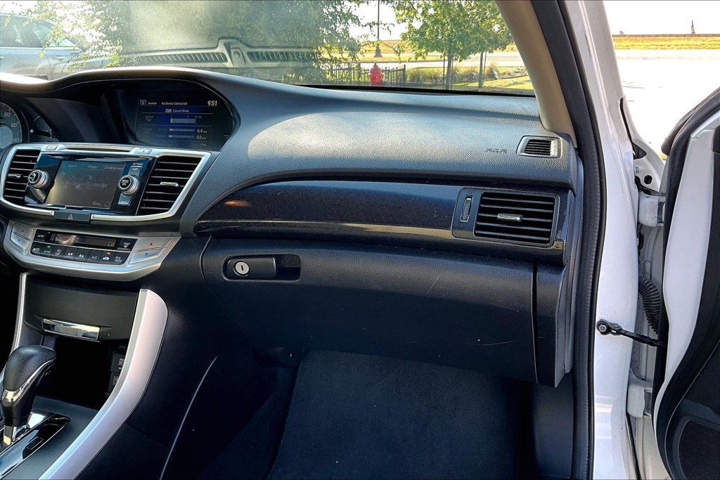 Used 2013 Honda Accord EX image 18