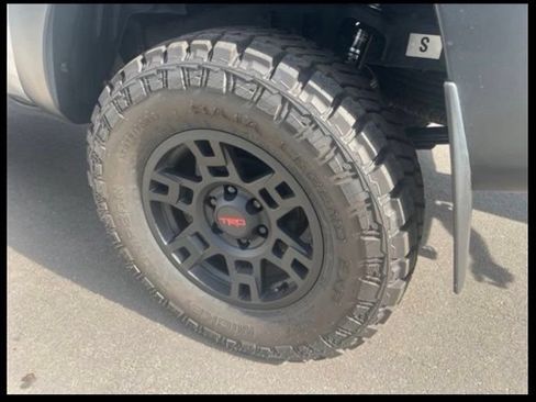 Used 2011 Toyota Tacoma 4x4 Regular Cab image 24