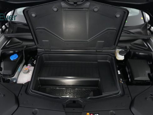 Used 2023 Genesis GV60 Performance image 25